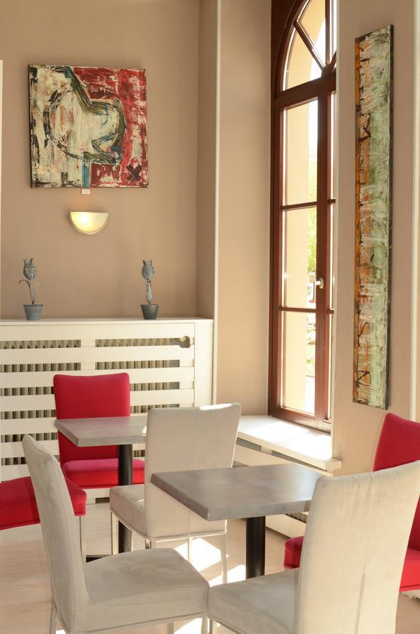Hotel Restaurant Le Paris Mondorf-les-Bains Exterior photo